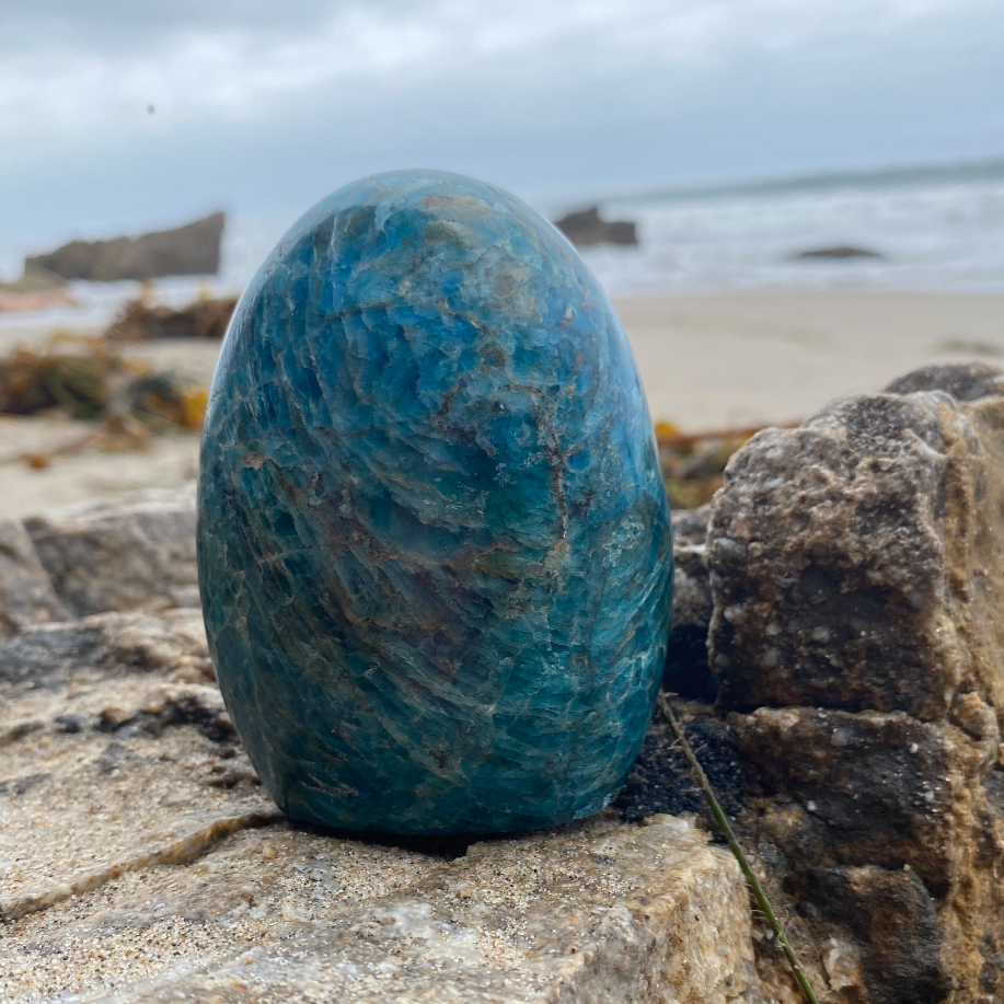 Blue Apatite for Brain Health, Emotional Release and Pineal Gland Activation